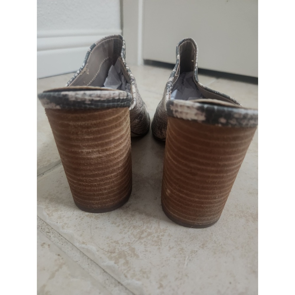 Steve Madden Snake Print Pointed Toe Mules Stacked Block Heel Size 8.5 Slip On - Picture 5 of 9